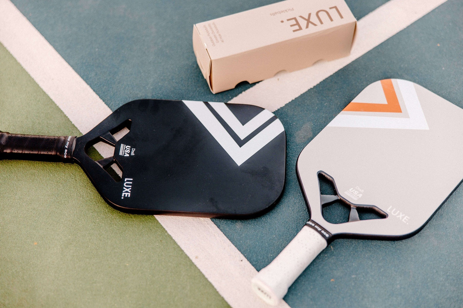 Aesthetic high end Open throat pickleball paddles