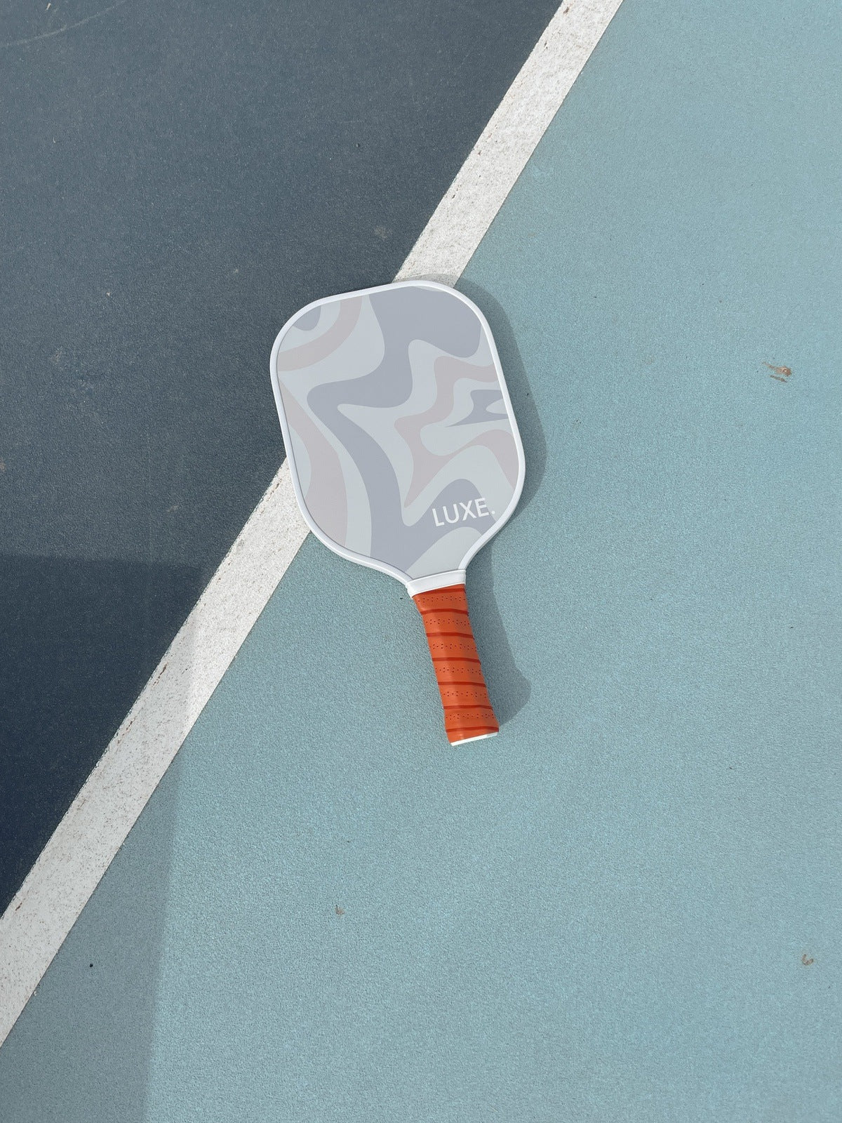 Squiggle LUXE Pickleball Paddle. Cute and aesthetic pickleball paddles